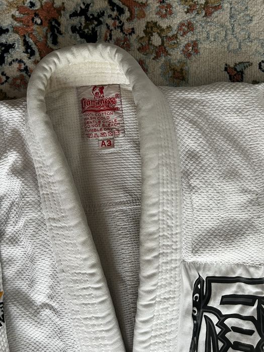 Кимоно срочно !! Продам