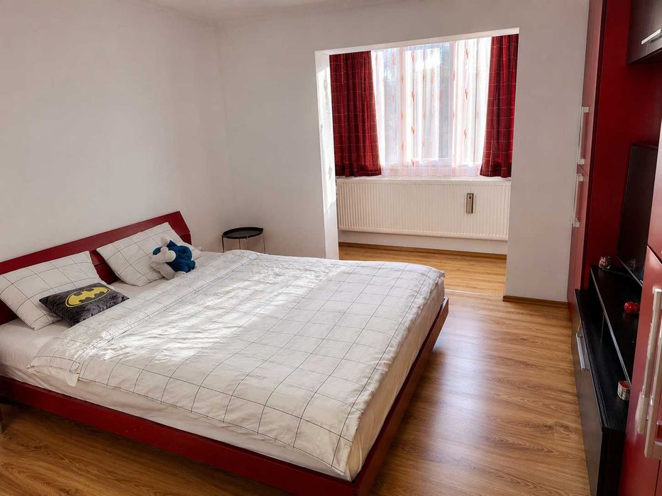 PF Inchiriez Apartament | 3 Camere Ultracentral Turda | Garaj | AC | Complet Utilat | 64 mp