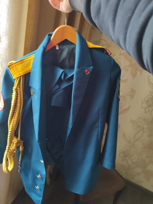 Продаю кадетские формы