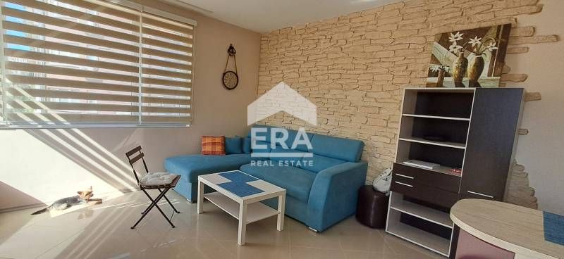 Двустаен обзаведен апартамент под наем, в тухлена сграда, кв. Виница,