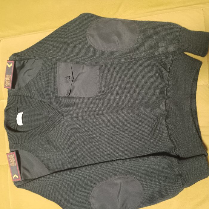 Продам свитер военный цвета полыни