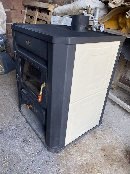 Камина с водна риза Прити15kW