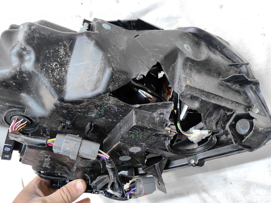 Оригинален фар Мазда 2  Mazda 2 Full Led