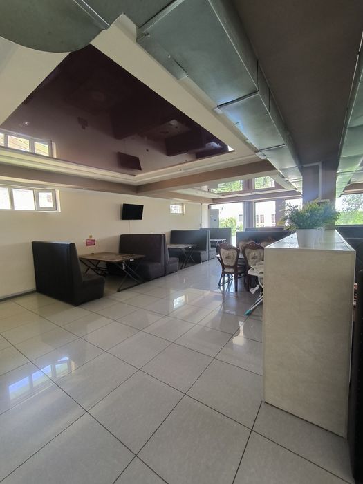 КАФЕ Арендага берилади.700м².Соффийский.