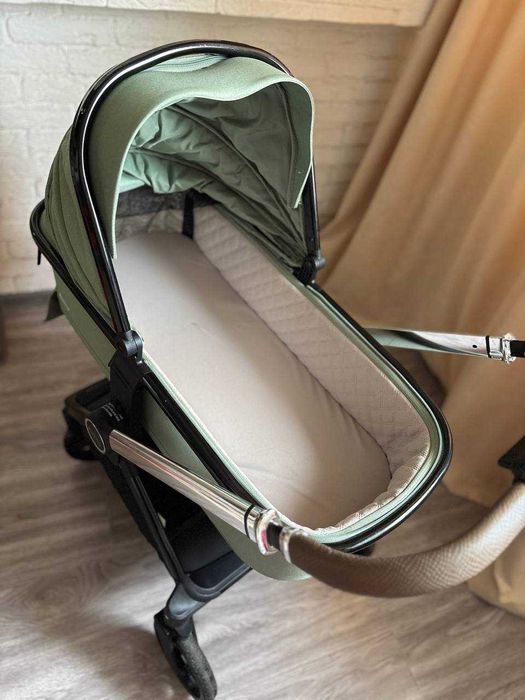 Продается Коляска 2-в-1 Kidilo