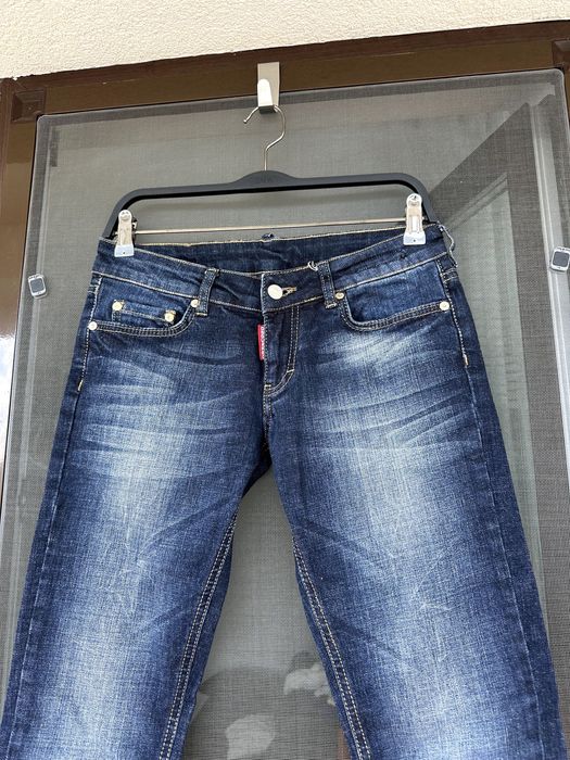 Дамски дънки DSQUARED2 - размер 28, Отлично състояние