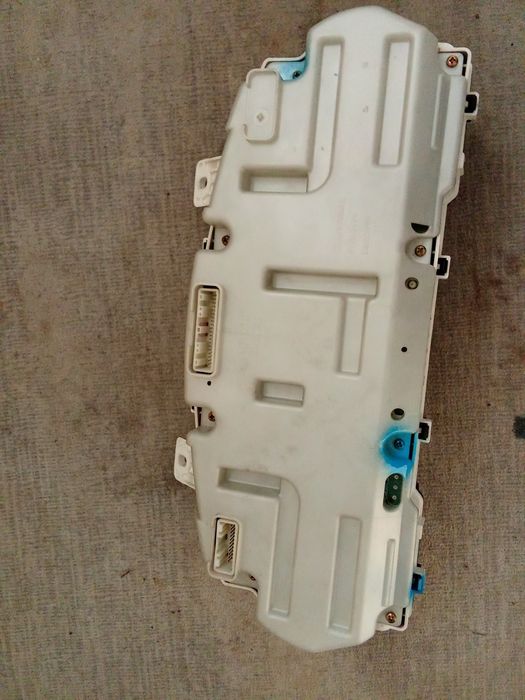 Понель прибора  Toyota windom mcv30