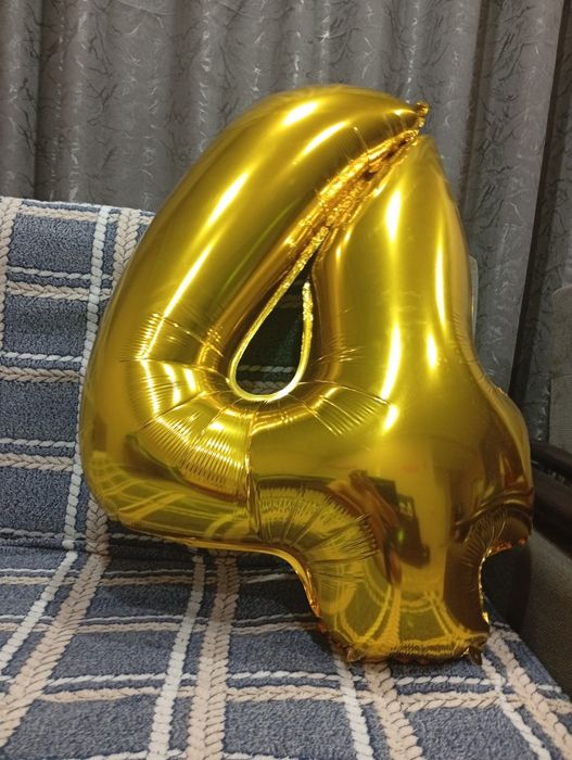 Продам красивые цифры на день рождения!