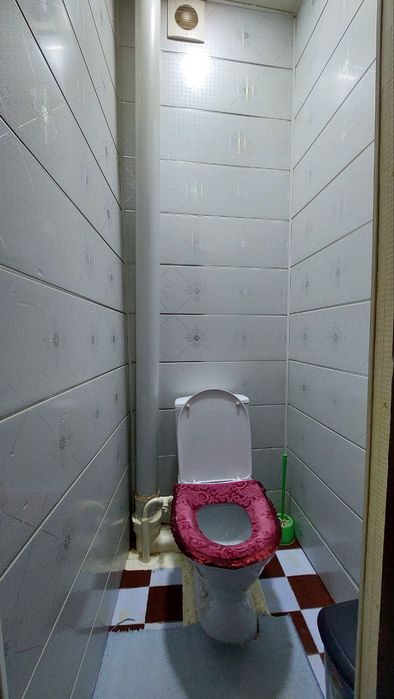 Продаётся 2х комнатная переделана в 3х на Карасу-1