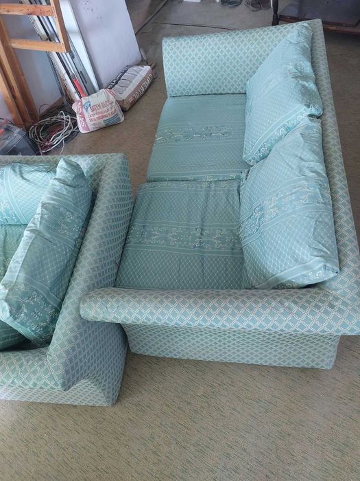 Подарявам разтегателен диван - легло и фотьойл