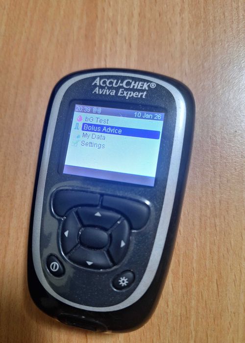 Aparat glicemie Accu Chek Aviva Expert Monitoring System Monitor Meter