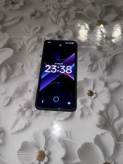 Продам Poco X7 Pro