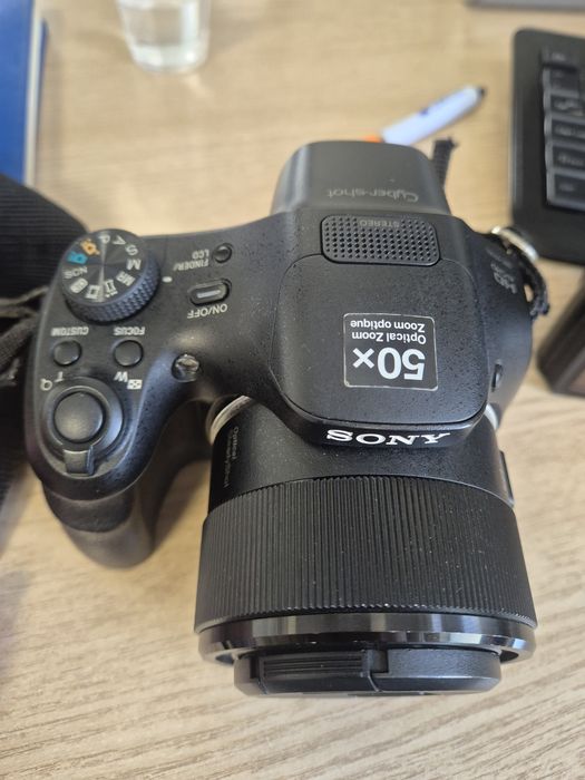 Фотоапарат    Сони