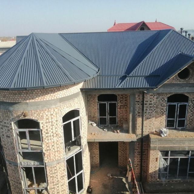 Uning eshagida sik bor