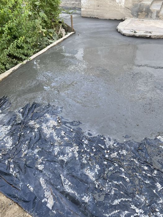 Стяжка,фундамент,ворота установка