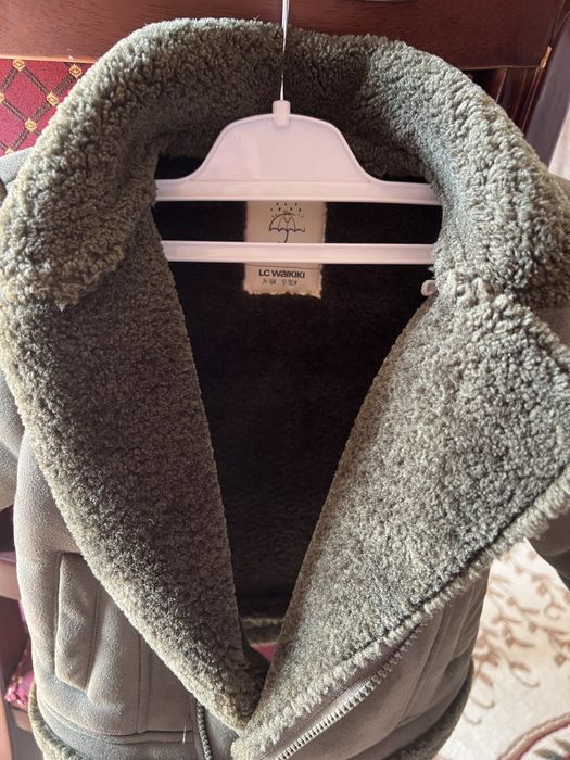 Продам детскую дубленку