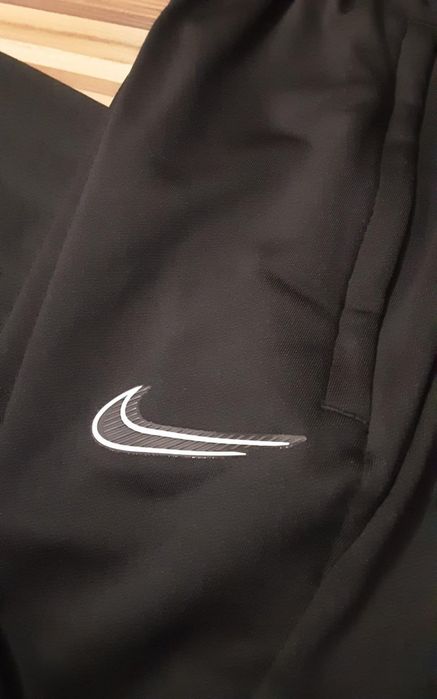 ( М 137/147) NIKE оригинални екипи