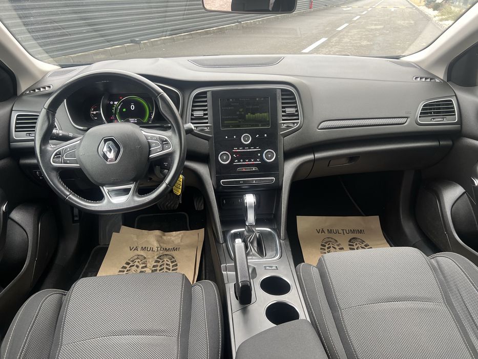 Renault / Megane 1.5 dCi Energy Business/ Euro 6  06.2018 Automata
