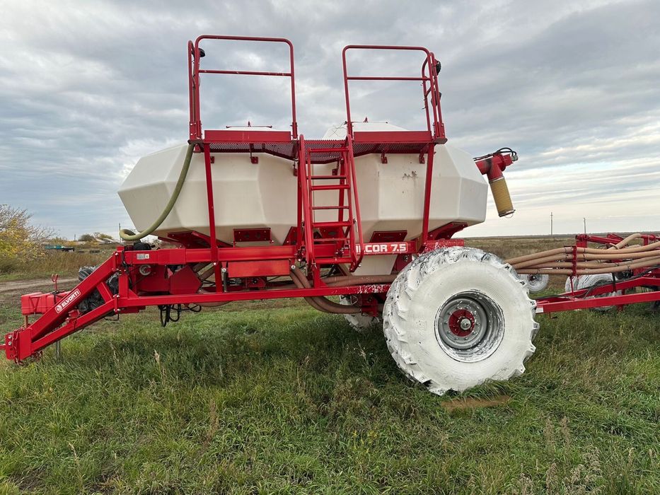 Продам посевной комплекс Алькор 7,5