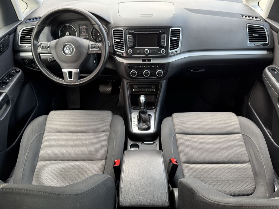 VW Sharan 2.0 TDI 140к.с 2013г. 6+1 NAVI / DSG AVTOMAT