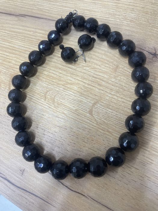 Колье из натуральных камней