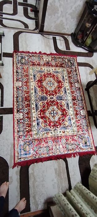 Антиквариат Албанский ковер