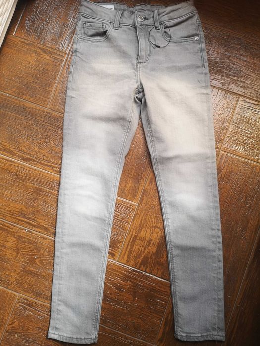 Blugi Zara 9-10 ani baiat