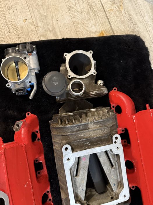 V8 Supercharger Kit Eaton M112