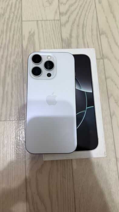 Смартфон Apple iPhone 16 Pro 128Gb SIM+eSIM белый