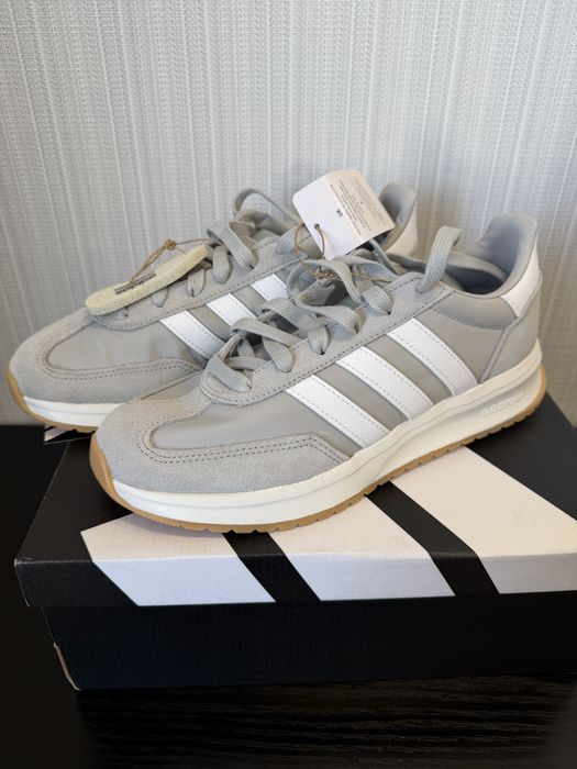 Продам кроссовки Adidas оригинал