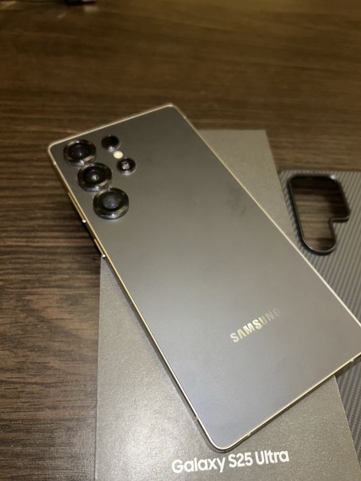 Продам Samsung S25ULTRA