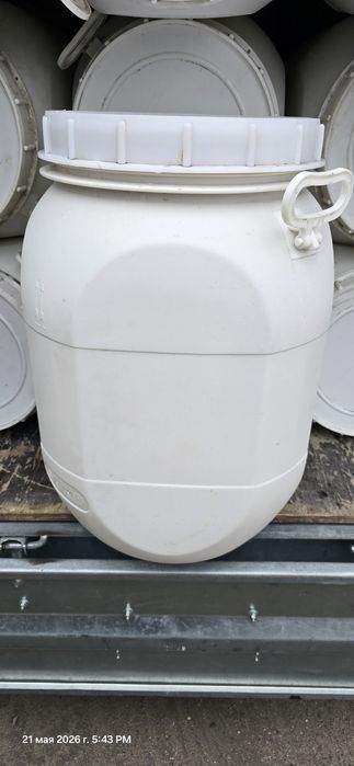 Продам бочки пластиковые