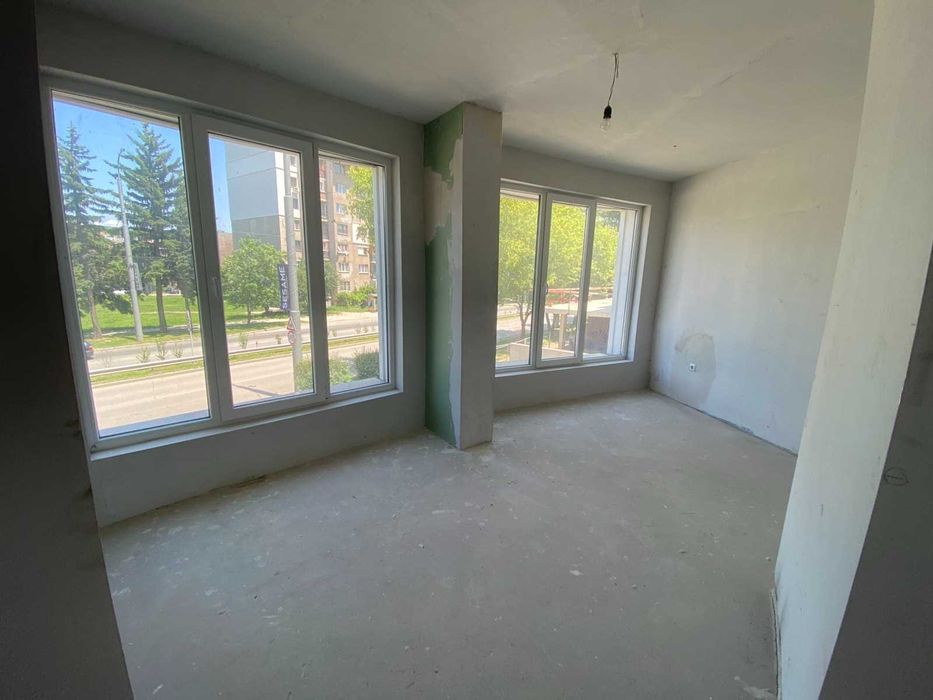 Продава се Двустаен апартамент в Перник, Изток - 102 кв.м за 1030 €/кв.м - Снимка #4