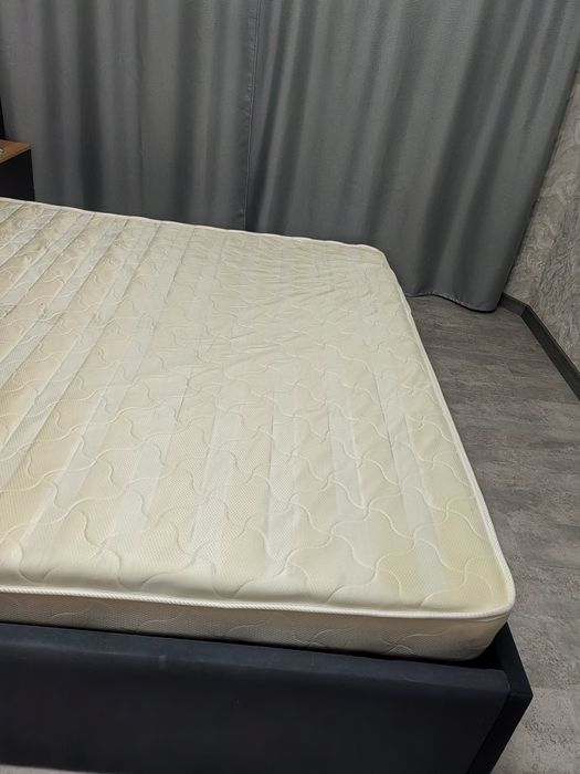 Продам матрас  б/у, 180х200