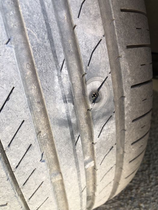 Гумени винтове, фитили за спукани гуми