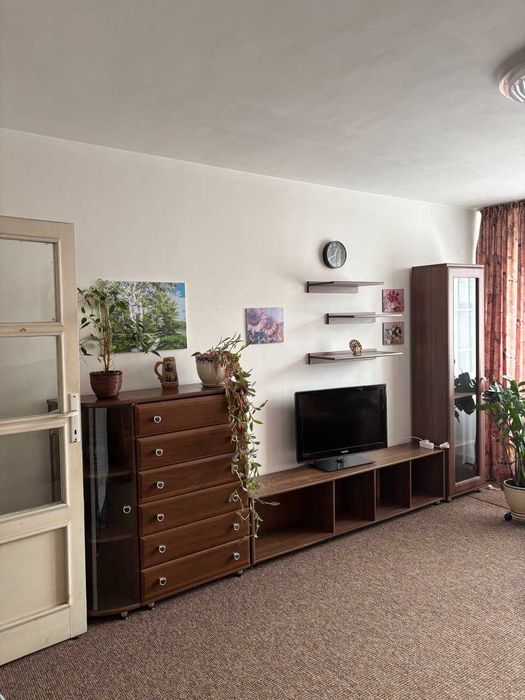 Дава се под наем Двустаен апартамент в София, Оборище - 64 кв.м за 518.67 € - Снимка #3