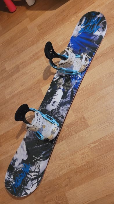 Placa snowboard Burton 152 cu legături Burton EST