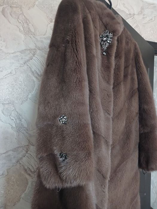 Срочно продам норковую шубу