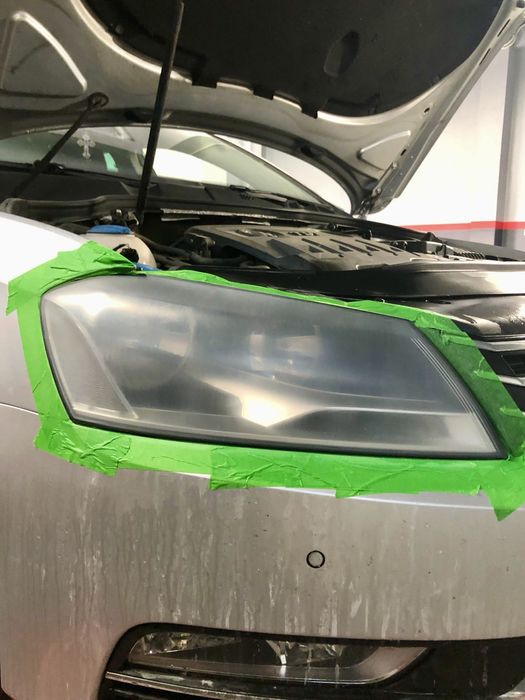 Polish faruri prin polimerizare