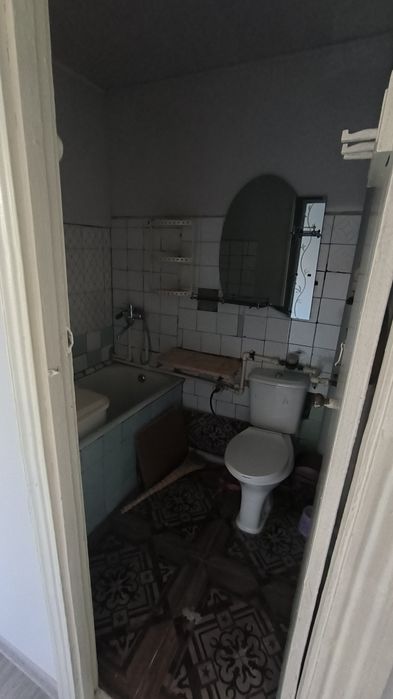 Продаётся квартира/ сотилади