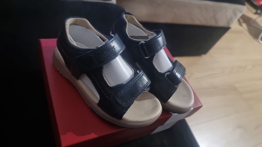 Sandale KicKers copii nr 25