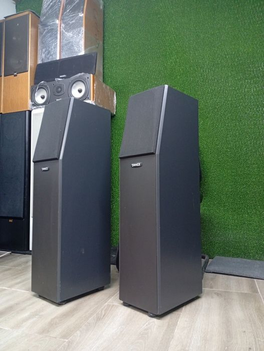 3-лентови тонколони TANNOY P-30