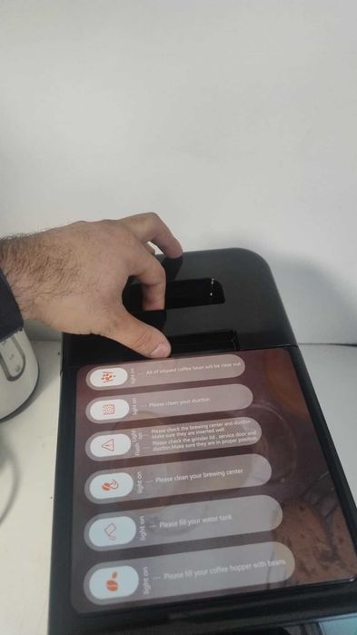 Нова Кафемашина-Автомат Heinner 1350W 20 бара Еxpresso Americano