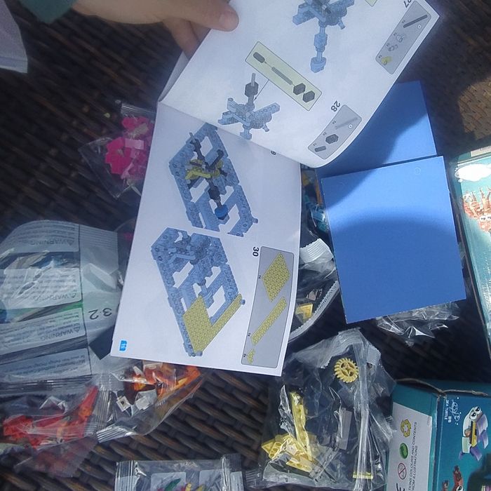 Конструктор от типаа на лего