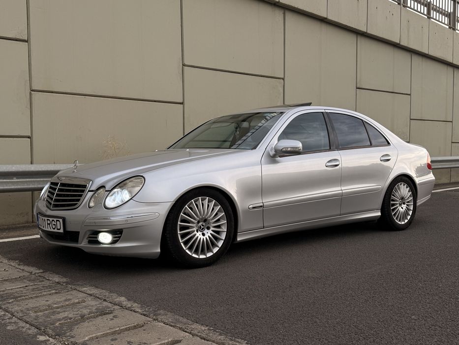 Mercedes E220 AVANTGARDE