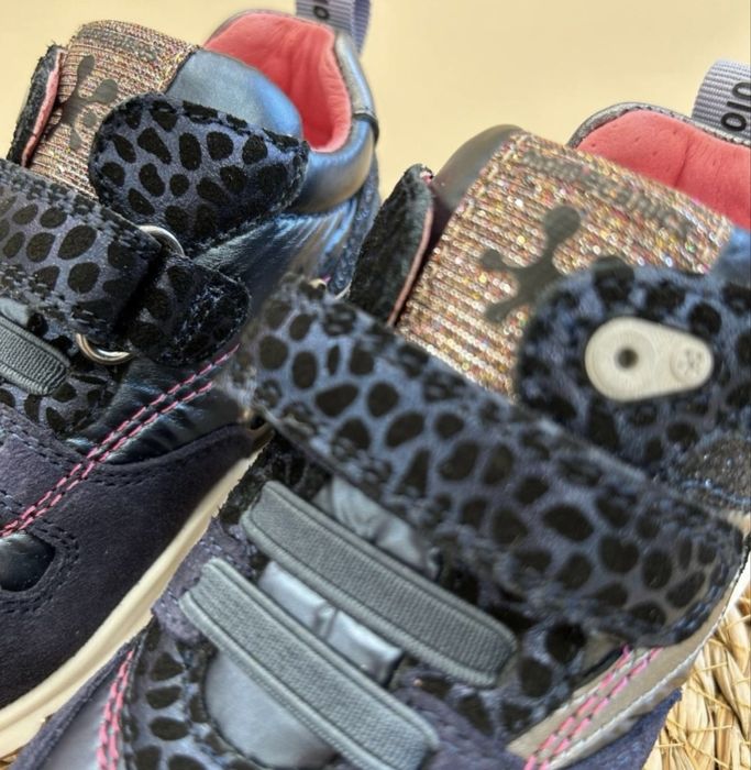 Продам ботинки Biomecanics 29 р