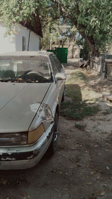 Мазда 626  в хорошом Сост