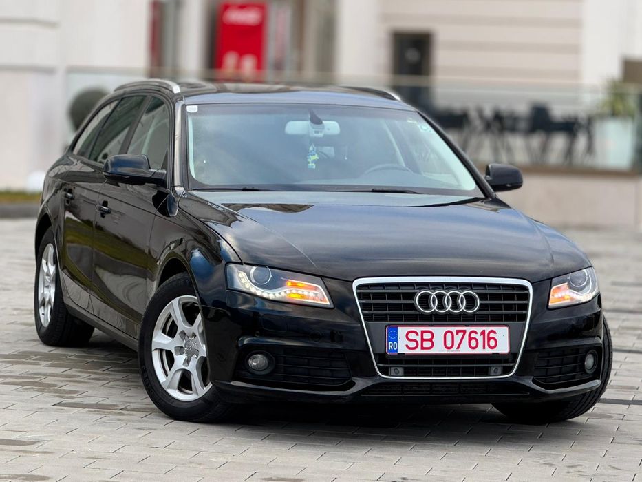 Audi a4 b8 2011 luna 07 automat 2.0tdi 143cp
