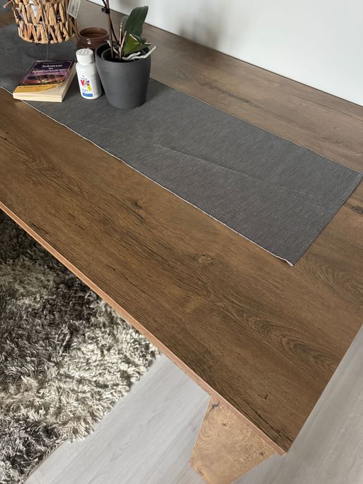 Трапезна маса JYSK