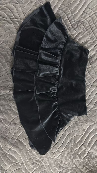 fusta neagra scurta